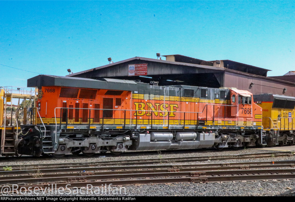 Wrecked BNSF 7668